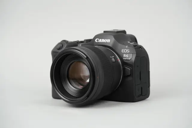 佳能 EOS R6 Mark III 产品图