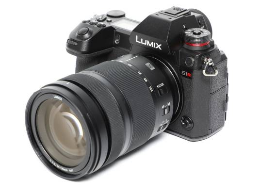 松下LUMIX S1R 主视觉