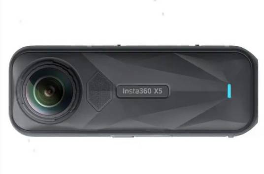 影石Insta360 X5 主视觉